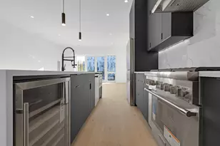 505 W Elm Ave, Chicago, IL 60610 - Photo 16