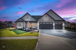 20644 Grand Haven Dr, Frankfort, IL 60423 - Photo 2