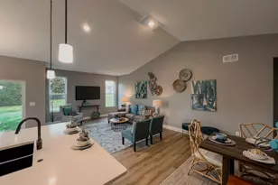 152 S Llanos St, Cortland, IL 60112 - Photo 10