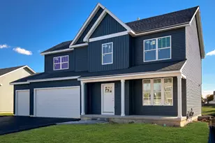 94 W Crabapple Ave, Cortland, IL 60112 - Photo 1