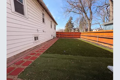 16951 Winchester Avenue, Hazel Crest, IL 60429 - Photo 14
