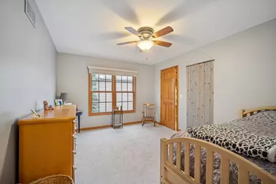 1101 King Edward Avenue, Saint Charles, IL 60174 - Photo 20