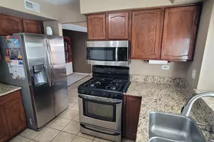 1901 Pastoral Ln, Hanover Park, IL 60133 - Photo 6