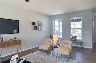 20 W Sandalwood Ave, Cortland, IL 60112 - Photo 10