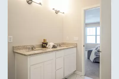 20 W Sandalwood Avenue, Cortland, IL 60112 - Photo 30