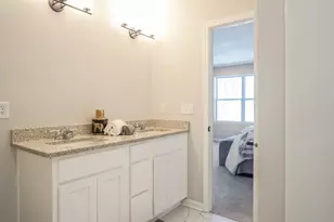 20 W Sandalwood Ave, Cortland, IL 60112 - Photo 30