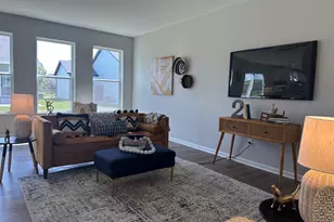 20 W Sandalwood Ave, Cortland, IL 60112 - Photo 8