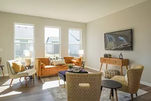 20 W Sandalwood Ave, Cortland, IL 60112 - Photo 12