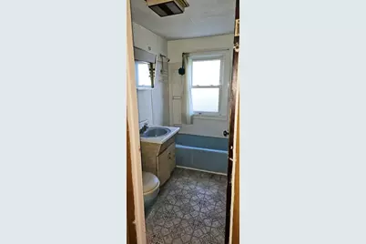 7234 W 85th Street, Bridgeview, IL 60455 - Photo 22