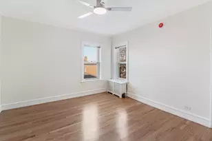 409 Custer Ave, Evanston, IL 60202 - Photo 20