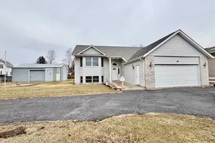 1306 S State St, Belvidere, IL 61008 - Photo 2