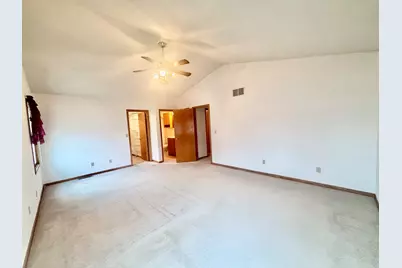 1306 S State Street, Belvidere, IL 61008 - Photo 16