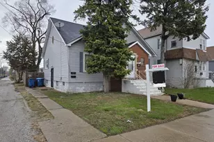 336 153rd Pl, Calumet City, IL 60409 - Photo 2