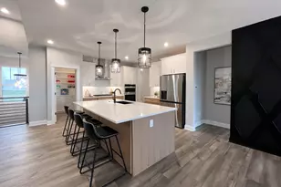 1238 Parkside Dr, Sycamore, IL 60178 - Photo 6