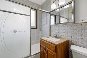 88 W Wayne Pl, Wheeling, IL 60090 - Photo 12