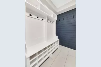 401 S 4th Avenue, Libertyville, IL 60048 - Photo 22