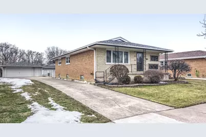 9004 Meade Avenue, Oak Lawn, IL 60453 - Photo 1
