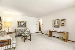 9004 Meade Ave, Oak Lawn, IL 60453 - Photo 6