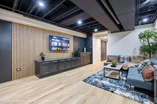 541 Braemar Ave, Naperville, IL 60563 - Photo 56