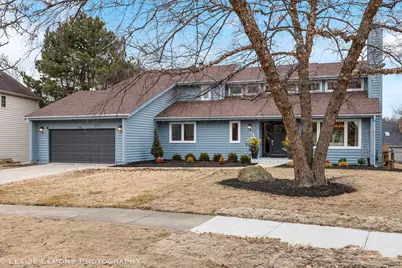 541 Braemar Avenue, Naperville, IL 60563 - Photo 2