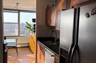 3900 N Lake Shore Dr, Chicago, IL 60613 - Photo 8