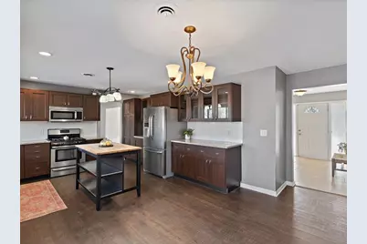 8210 Ridgewood Road, Rock Island, IL 61201 - Photo 26