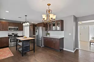 8210 Ridgewood Rd, Rock Island, IL 61201 - Photo 26