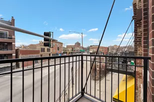 3755 N Racine Ave, Chicago, IL 60613 - Photo 18