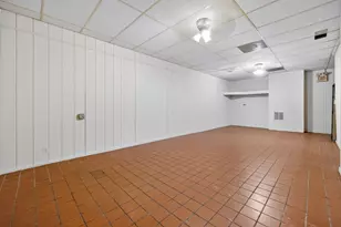 [Address not provided], Chicago, IL 60641 - Photo 16