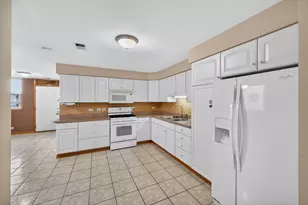 [Address not provided], Chicago, IL 60641 - Photo 24