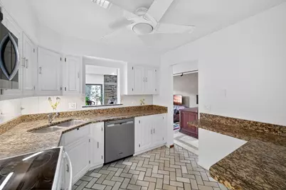 [Address not provided], Park Ridge, IL 60068 - Photo 18