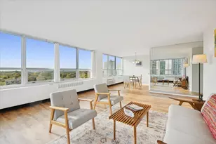 4800 S Chicago Beach Dr, Chicago, IL 60615 - Photo 4