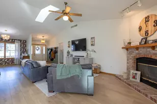 1476 County Rd 2500 E, Ogden, IL 61859 - Photo 6