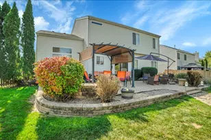 711 Blossom Ct, Oswego, IL 60543 - Photo 40