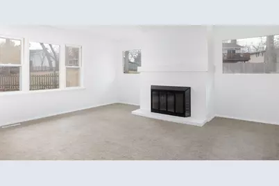 1348 Dairy Lane, Mundelein, IL 60060 - Photo 8