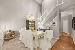 610 Juniper Ln, Lake in the Hills, IL 60156 - Photo 4