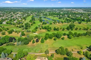 610 Juniper Ln, Lake in the Hills, IL 60156 - Photo 36