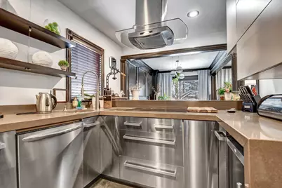 491 Old Surrey Lane #A, Hinsdale, IL 60521 - Photo 10