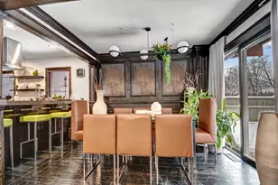 491 Old Surrey Ln, Hinsdale, IL 60521 - Photo 6