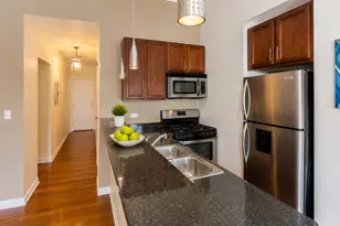4731 S Ingleside Ave, Chicago, IL 60615 - Photo 4