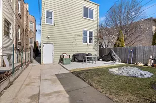 3123 W Eastwood Ave, Chicago, IL 60625 - Photo 32