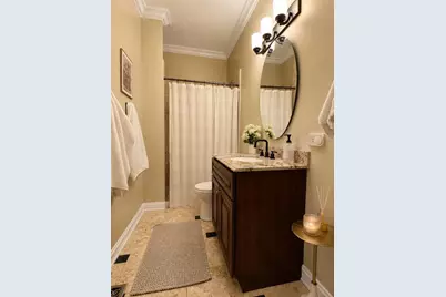 6642 N Kilbourn Avenue, Lincolnwood, IL 60712 - Photo 24