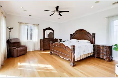 6642 N Kilbourn Avenue, Lincolnwood, IL 60712 - Photo 36