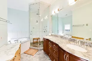 6642 N Kilbourn Ave, Lincolnwood, IL 60712 - Photo 34