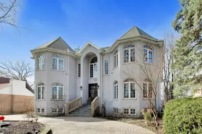 6642 N Kilbourn Avenue, Lincolnwood, IL 60712 - Photo 2