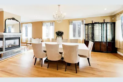 6642 N Kilbourn Avenue, Lincolnwood, IL 60712 - Photo 12