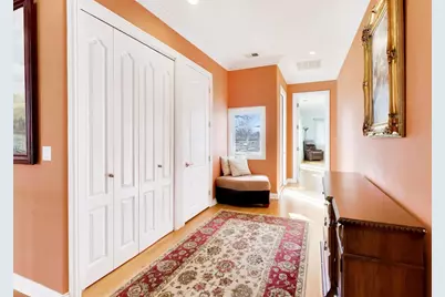 6642 N Kilbourn Avenue, Lincolnwood, IL 60712 - Photo 36