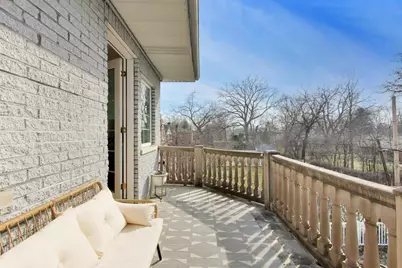 6642 N Kilbourn Avenue, Lincolnwood, IL 60712 - Photo 32