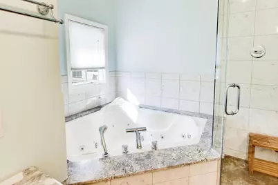 6642 N Kilbourn Avenue, Lincolnwood, IL 60712 - Photo 34