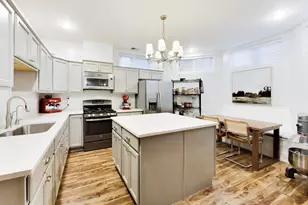 6642 N Kilbourn Ave, Lincolnwood, IL 60712 - Photo 60